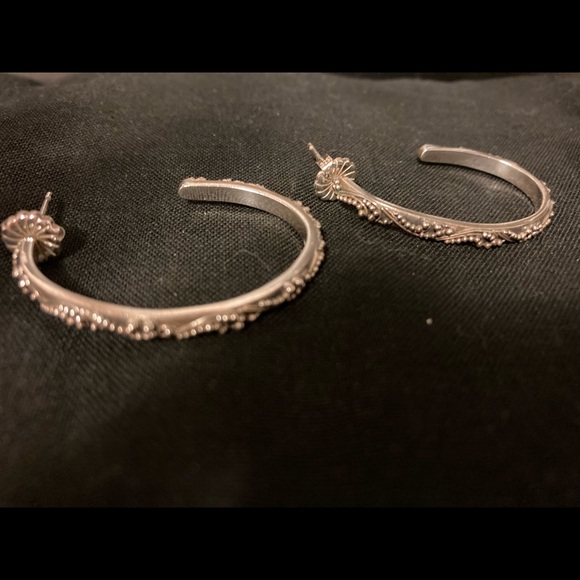 Lois Hill Oval Hoops 925 Sterling Silver Earrings - Picture 2 of 9